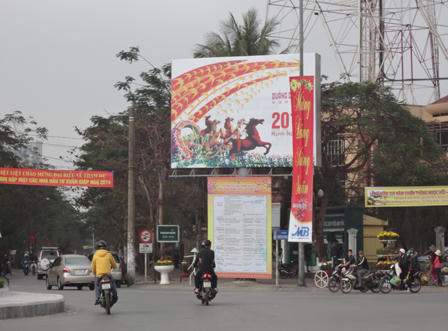 Thành phố Vinh rộn ràng đón chào ngày đầu năm